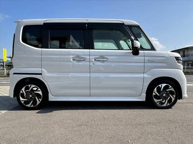 スペーシアカスタム ハイブリッドＸＳ　禁煙車　全方位Ｍ　９インチメモリナビ　フルセグ　ＢＴ　セーフティサポート　両電スラ　純正１５ＡＷ　オートＬＥＤ　スマートキーＸ２　ＥＴＣ　Ｆシートヒーター　コンビシート　Ｒテーブル　サーキュレーター（12枚目）