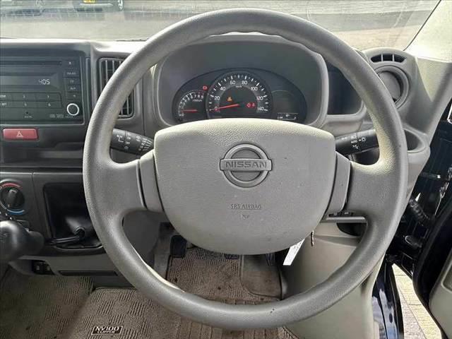 ＮＶ１００クリッパーバン ＧＸ　車検整備付　５ＭＴ　エマブレ　車線逸脱警報　Ａハイビーム　オートライト　Ｐセンサー　ＥＴＣ　キーレス　スペアキー　電格ミラー　ＵＳＢソケット２ケ　ＡＣソケット　ヘッドライトレベライザー　横滑り防止（21枚目）