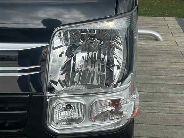 ＮＶ１００クリッパーバン ＧＸ　車検整備付　５ＭＴ　エマブレ　車線逸脱警報　Ａハイビーム　オートライト　Ｐセンサー　ＥＴＣ　キーレス　スペアキー　電格ミラー　ＵＳＢソケット２ケ　ＡＣソケット　ヘッドライトレベライザー　横滑り防止（30枚目）