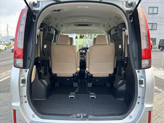 ノア ハイブリッドＧ　禁煙　車検整備付　両電スラ　クルコン　Ｆシートヒーター　スマートキーＸ２　純正ＳＤナビ　地デジ　ＢＴ　ステリモ　Ｂカメラ　置くだけ充電　ＥＴＣ　ドラレコ　Ａコーナーポール　チルトステア　純正１５ＡＷ（7枚目）