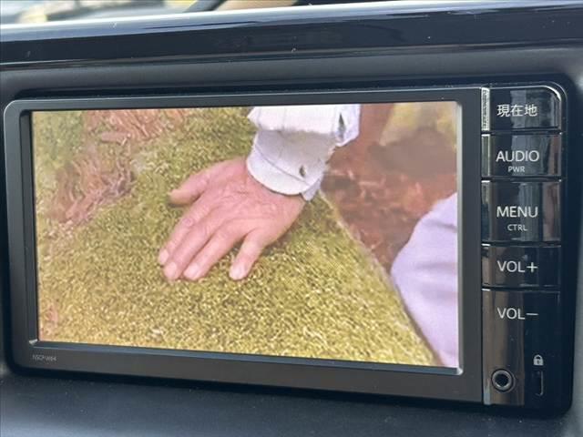 ノア ハイブリッドＧ　禁煙　車検整備付　両電スラ　クルコン　Ｆシートヒーター　スマートキーＸ２　純正ＳＤナビ　地デジ　ＢＴ　ステリモ　Ｂカメラ　置くだけ充電　ＥＴＣ　ドラレコ　Ａコーナーポール　チルトステア　純正１５ＡＷ（21枚目）