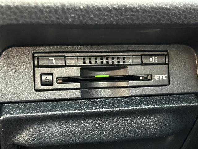 ノア ハイブリッドＧ　禁煙　車検整備付　両電スラ　クルコン　Ｆシートヒーター　スマートキーＸ２　純正ＳＤナビ　地デジ　ＢＴ　ステリモ　Ｂカメラ　置くだけ充電　ＥＴＣ　ドラレコ　Ａコーナーポール　チルトステア　純正１５ＡＷ（28枚目）