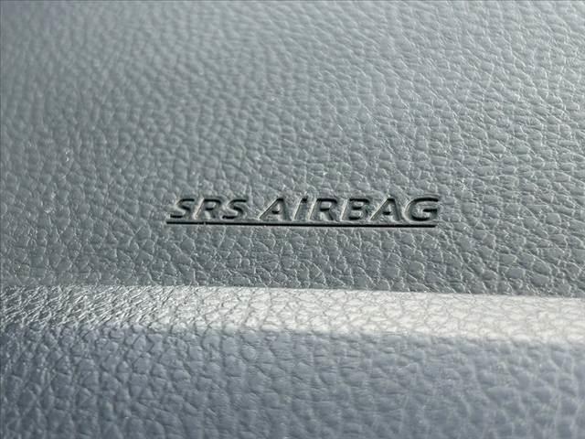 ノア ハイブリッドＧ　禁煙　車検整備付　両電スラ　クルコン　Ｆシートヒーター　スマートキーＸ２　純正ＳＤナビ　地デジ　ＢＴ　ステリモ　Ｂカメラ　置くだけ充電　ＥＴＣ　ドラレコ　Ａコーナーポール　チルトステア　純正１５ＡＷ（31枚目）