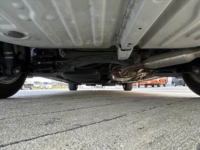 ノア ハイブリッドＧ　禁煙　車検整備付　両電スラ　クルコン　Ｆシートヒーター　スマートキーＸ２　純正ＳＤナビ　地デジ　ＢＴ　ステリモ　Ｂカメラ　置くだけ充電　ＥＴＣ　ドラレコ　Ａコーナーポール　チルトステア　純正１５ＡＷ（42枚目）