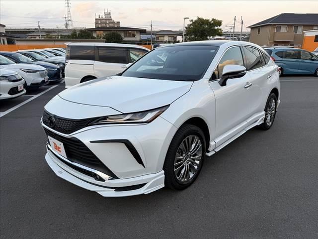 ハリアー Ｚ　レザーパッケージ　禁煙　中期　パノラマルーフ　ＴＯＭ‘Ｓフルエアロ　パノラマモニター　セーフティセンス　ＪＢＬ１２．３型ナビ　フルセグ　ＢＳＭ　Ｐバックドア　カラーＨＵＤ　Ｄインナーミラー　ＥＴＣ２．０　Ｐシート（10枚目）