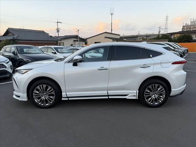 ハリアー Ｚ　レザーパッケージ　禁煙　中期　パノラマルーフ　ＴＯＭ‘Ｓフルエアロ　パノラマモニター　セーフティセンス　ＪＢＬ１２．３型ナビ　フルセグ　ＢＳＭ　Ｐバックドア　カラーＨＵＤ　Ｄインナーミラー　ＥＴＣ２．０　Ｐシート（11枚目）