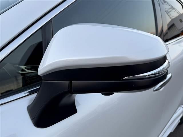 ハリアー Ｚ　レザーパッケージ　禁煙　中期　パノラマルーフ　ＴＯＭ‘Ｓフルエアロ　パノラマモニター　セーフティセンス　ＪＢＬ１２．３型ナビ　フルセグ　ＢＳＭ　Ｐバックドア　カラーＨＵＤ　Ｄインナーミラー　ＥＴＣ２．０　Ｐシート（33枚目）