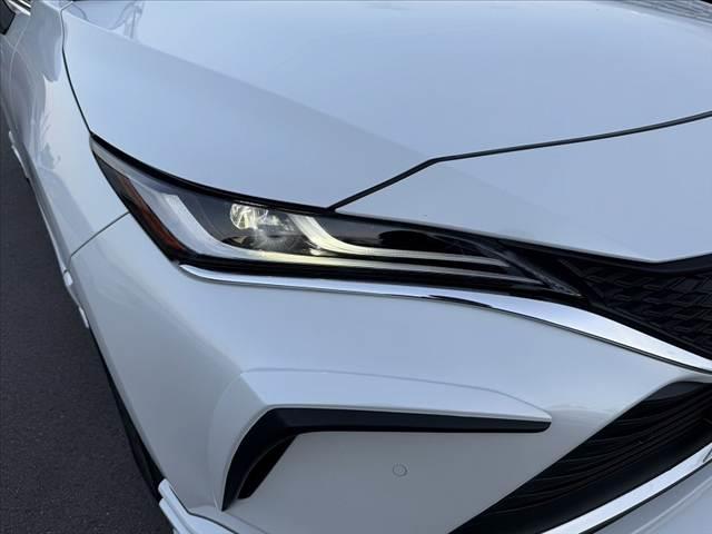 ハリアー Ｚ　レザーパッケージ　禁煙　中期　パノラマルーフ　ＴＯＭ‘Ｓフルエアロ　パノラマモニター　セーフティセンス　ＪＢＬ１２．３型ナビ　フルセグ　ＢＳＭ　Ｐバックドア　カラーＨＵＤ　Ｄインナーミラー　ＥＴＣ２．０　Ｐシート（36枚目）