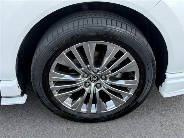 ハリアー Ｚ　レザーパッケージ　禁煙　中期　パノラマルーフ　ＴＯＭ‘Ｓフルエアロ　パノラマモニター　セーフティセンス　ＪＢＬ１２．３型ナビ　フルセグ　ＢＳＭ　Ｐバックドア　カラーＨＵＤ　Ｄインナーミラー　ＥＴＣ２．０　Ｐシート（40枚目）