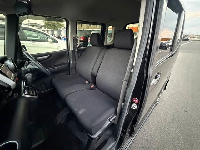 Ｎ－ＢＯＸカスタム Ｇ・Ｌパッケージ　後期　禁煙車　車検整備付　電動スライド　Ａストップ　ＥＴＣ　ＨＩＤヘッド　フォグライト　スマートキー　チルトステア　シートリフター　電格ミラーウインカー　ＡＣソケット　Ｐガラス　Ｒロール　純正１４ＡＷ（17枚目）