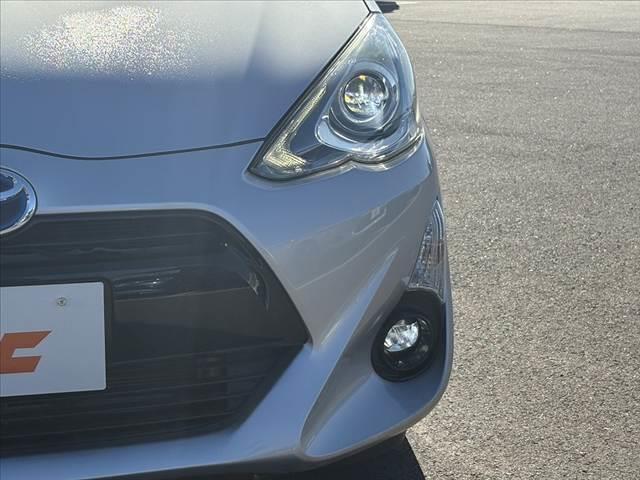 アクア Ｇ　中期　禁煙車　車検整備付　スマートキーＸ２　オートＬＥＤ　フォグ　Ｆシートヒーター　純正ＳＤナビ　フルセグ　ＢＴ　ＤＶＤ　Ｂカメ　ステリモ　クルコン　ＥＴＣ　電格ミラーウインカー　革巻きステア（40枚目）