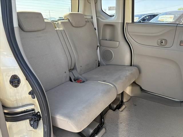 N-BOX G・Lパッケージ 禁煙車 両側電動スライド スマートキーX2 プッシュスタート 純正CDオーディオ ステリモ 電格ミラーウインカー Pガラス チルトステア ベンチシート アームレスト ヘッドライトレベライザー(18枚目)
