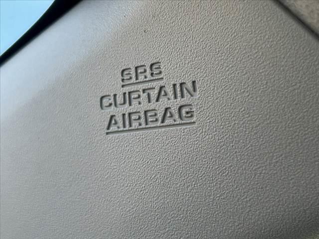 プリウス 　禁煙車　車検整備付　プッシュスタート　スマートキー　ＥＴＣ　オートライト　フォグランプ　カップホルダー付コンソールボックス　ウィンカーミラー　後席アームレスト　シートリフター　マット　サイドバイザー（24枚目）