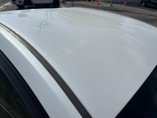 プリウス 　禁煙車　車検整備付　プッシュスタート　スマートキー　ＥＴＣ　オートライト　フォグランプ　カップホルダー付コンソールボックス　ウィンカーミラー　後席アームレスト　シートリフター　マット　サイドバイザー（27枚目）