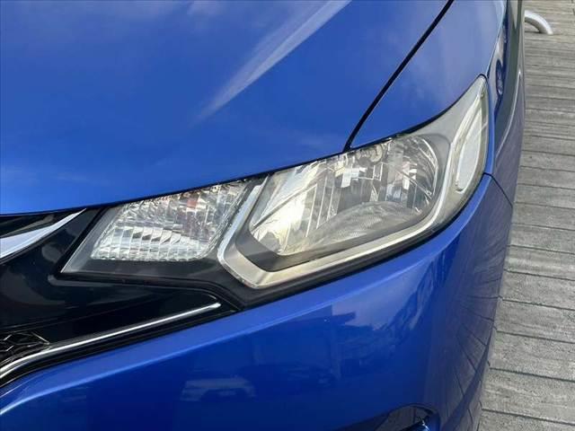 フィット １３Ｇ・Ｆパッケージ　中期　禁煙車　車検整備付　社外ディスプレイオーディオ　バックモニター　ＢＴ　Ａストップ　スマートキーＸ２　ＥＴＣ　ドラレコ　Ｐガラス　Ｆハーフシェイドウィンドウ　チルトステア　シートリフター（31枚目）