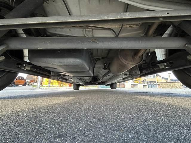 デイズ Ｊ　禁煙車　車検整備付　エマブレ　ブレーキアシスト　ヒルスタートアシスト　踏み間違え防止　純正ＳＤナビ　フルセグ　ＢＴ　ＥＴＣ　ドラレコ　キーレス　電格ミラー　横滑り防止　ベンチシート　アームレスト（43枚目）