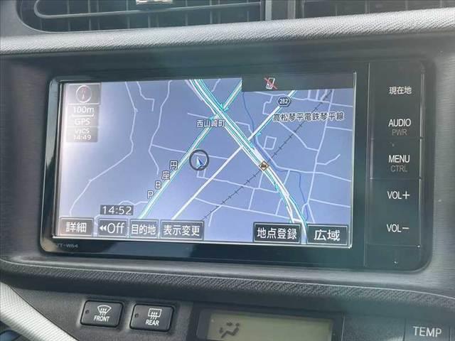 アクア S 禁煙車 車検整備付 スマートキーX2 オートライト 純正SDナビ フルセグ BT DVD Bカメラ ステリモ FRドラレコ ETC チルトステア シートリフター 電格ミラーウインカー アームレスト(3枚目)