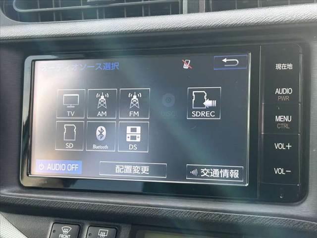 アクア S 禁煙車 車検整備付 スマートキーX2 オートライト 純正SDナビ フルセグ BT DVD Bカメラ ステリモ FRドラレコ ETC チルトステア シートリフター 電格ミラーウインカー アームレスト(21枚目)