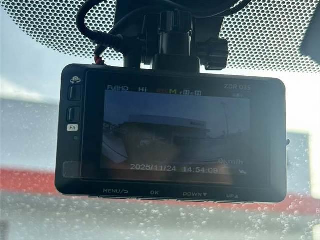 アクア S 禁煙車 車検整備付 スマートキーX2 オートライト 純正SDナビ フルセグ BT DVD Bカメラ ステリモ FRドラレコ ETC チルトステア シートリフター 電格ミラーウインカー アームレスト(27枚目)