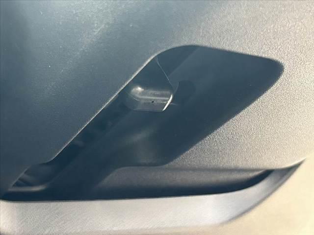 アクア S 禁煙車 車検整備付 スマートキーX2 オートライト 純正SDナビ フルセグ BT DVD Bカメラ ステリモ FRドラレコ ETC チルトステア シートリフター 電格ミラーウインカー アームレスト(29枚目)