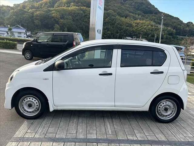 ミライース Ｄ　後期　禁煙車車検整備付　社外メモリナビ　ＣＤ　ＥＴＣ　エコアイドル　エアコン　パワステ　パワーウィンドウ　ヘッドライトレベライザー　ＷＳＲＳエアバッグ　Ｒガラスフィルム施工　マットバイザー（15枚目）