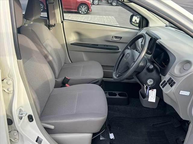 ミライース Ｄ　後期　禁煙車車検整備付　社外メモリナビ　ＣＤ　ＥＴＣ　エコアイドル　エアコン　パワステ　パワーウィンドウ　ヘッドライトレベライザー　ＷＳＲＳエアバッグ　Ｒガラスフィルム施工　マットバイザー（16枚目）