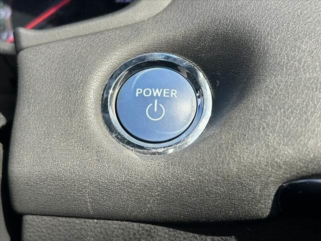 クラウンハイブリッド ＲＳ　禁煙車　車検整備付　ムーンルーフ　ＳＳ　Ａクルコン　Ａハイビーム　純正ＳＤナビ　フルセグ　ＢＴ　ＤＶＤ　Ｂカメ　ステリモ　スーパーライブサウンド　スマートキー２　Ｆシートヒーター　オートＬＥＤ　ＥＴＣ（22枚目）