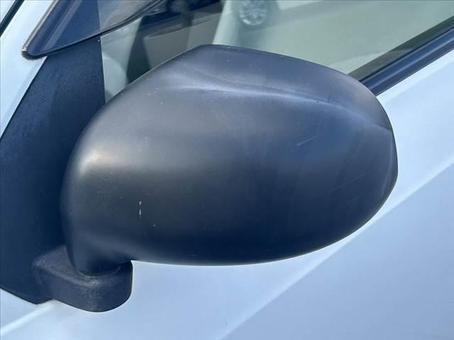 アルト VP 禁煙車 車検整備付 5AGS エアコン パワステ キーレス ドラレコ ラジオチューナー WSRSエアB ACソケット 純正セキュリティ フロマット ドアバイザー ヘッドライトレベライザー 横滑り防止(26枚目)