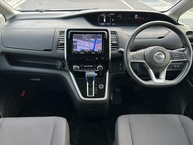 セレナ Ｇ　禁煙車　エマブレ　アラビュー　ＦＲソナー　パーキングアシスト　両電スラ　オートＬＥＤ　社外８インチナビ　フルセグ　ＢＴ　ＤＶＤ　スマートキー　Ａストップ　クルコン　ドラレコ　ＥＴＣ　純１５ＡＷ（2枚目）