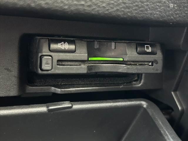 セレナ Ｇ　禁煙車　エマブレ　アラビュー　ＦＲソナー　パーキングアシスト　両電スラ　オートＬＥＤ　社外８インチナビ　フルセグ　ＢＴ　ＤＶＤ　スマートキー　Ａストップ　クルコン　ドラレコ　ＥＴＣ　純１５ＡＷ（7枚目）