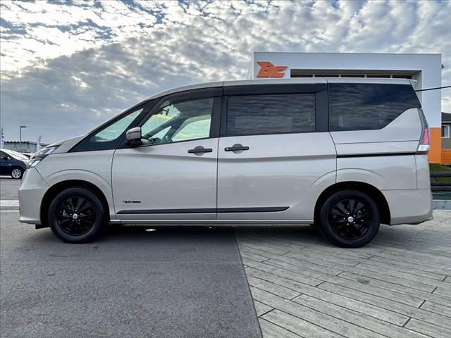 セレナ Ｇ　禁煙車　エマブレ　アラビュー　ＦＲソナー　パーキングアシスト　両電スラ　オートＬＥＤ　社外８インチナビ　フルセグ　ＢＴ　ＤＶＤ　スマートキー　Ａストップ　クルコン　ドラレコ　ＥＴＣ　純１５ＡＷ（11枚目）