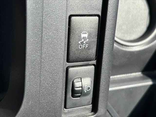 プロボックス DX 車検整備付 後期 AM/FMラジオ 時間調整式間欠前後ワイパー ヘッドライトレベライザー シートリフター ACソケット 電動ミラー サイドバイザー マット オートライト 横滑り防止 バックドアロック(4枚目)