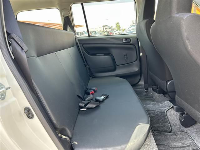 プロボックス DX 車検整備付 後期 AM/FMラジオ 時間調整式間欠前後ワイパー ヘッドライトレベライザー シートリフター ACソケット 電動ミラー サイドバイザー マット オートライト 横滑り防止 バックドアロック(19枚目)