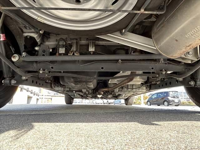 プロボックス DX 車検整備付 後期 AM/FMラジオ 時間調整式間欠前後ワイパー ヘッドライトレベライザー シートリフター ACソケット 電動ミラー サイドバイザー マット オートライト 横滑り防止 バックドアロック(39枚目)