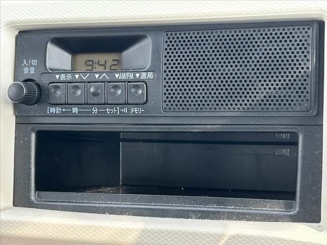 アルト ＶＰ　禁煙車　車検整備付　５ＡＧＳ　レーダーブレーキサポート　ＡＢＳ　ドライブレコーダー　リモコンキー　スペアキー　アナログメーター　マルチインフォメーションディスプレイ　ＳＲＳエアバッグ　マニュアルＡＣ（5枚目）