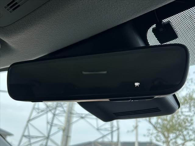 アクア Z 禁煙車 セーフティセンス BSM パノラマM オートLED 10.5インチディスプレイ BT ステリモ ETC ドラレコ スマートキーX2 純正15AW レーダークルーズ チルトステア シートリフター(28枚目)