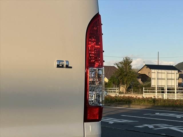 ハイエースワゴン GL 後期 禁煙車 車検整備付 電スラ オートLED 社外SDナビ フルセグ BT DVD Bカメラ キーレス スペアキー ETC フォグライト 電格ミラー チルトステア 社外16AW フロマット(35枚目)