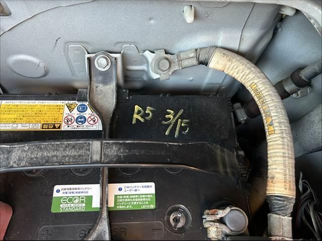 ハイエースワゴン GL 後期 禁煙車 車検整備付 電スラ オートLED 社外SDナビ フルセグ BT DVD Bカメラ キーレス スペアキー ETC フォグライト 電格ミラー チルトステア 社外16AW フロマット(45枚目)