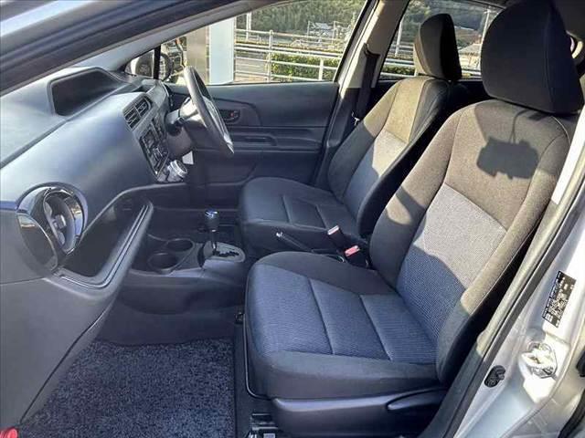 アクア S 中期 禁煙車 車検整備付 純正CDオーディオ キーレス ETC ドラレコ 電格ミラーウインカー チルトステア シートリフター プライバシーガラス フォグ ヘッドライトレベライザー 横滑り防止(17枚目)