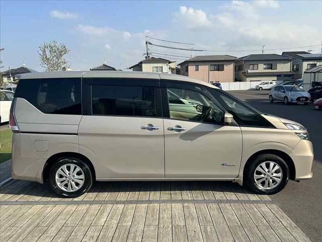 セレナ G 両電スラ エマブレ アラビュー FRソナー Pアシスト 純正SDナビ フルセグ BT DVD ステリモ ETC スマートキーX2 Aストップ チルトステア シートリフター Pガラス 電格ミラー AW(11枚目)