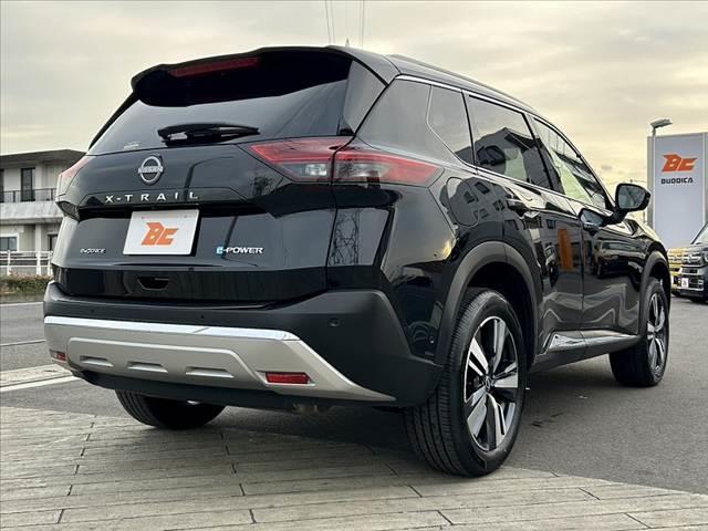 エクストレイル G e-4ORCE 禁煙車 プロパイロット エマブレ アラビュー インテリミラー 12.3コネクトナビ フルセグ BT BOSEサウンド タンナッパ革シート パノラマルーフ シルバールーフレール ETC FRドラレコ(15枚目)