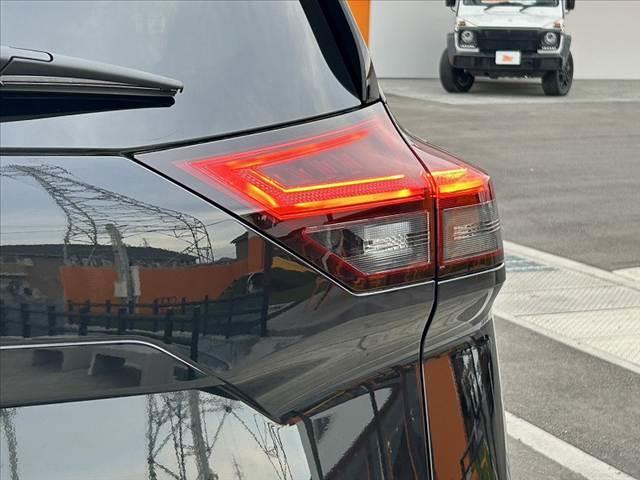 エクストレイル G e-4ORCE 禁煙車 プロパイロット エマブレ アラビュー インテリミラー 12.3コネクトナビ フルセグ BT BOSEサウンド タンナッパ革シート パノラマルーフ シルバールーフレール ETC FRドラレコ(39枚目)