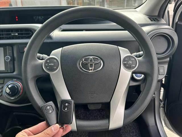 アクア S 禁煙 車検整備付 スマートキーX2 オートLEDヘッド 純正SDナビ BT フルセグ DVD ステリモ ETC ドラレコ フォグ チルトステア シートリフター 電格ミラーウインカー Pガラス(5枚目)