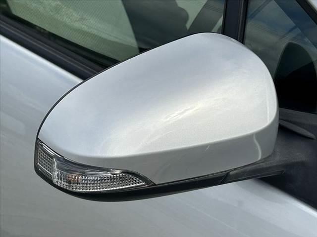 アクア S 禁煙 車検整備付 スマートキーX2 オートLEDヘッド 純正SDナビ BT フルセグ DVD ステリモ ETC ドラレコ フォグ チルトステア シートリフター 電格ミラーウインカー Pガラス(31枚目)