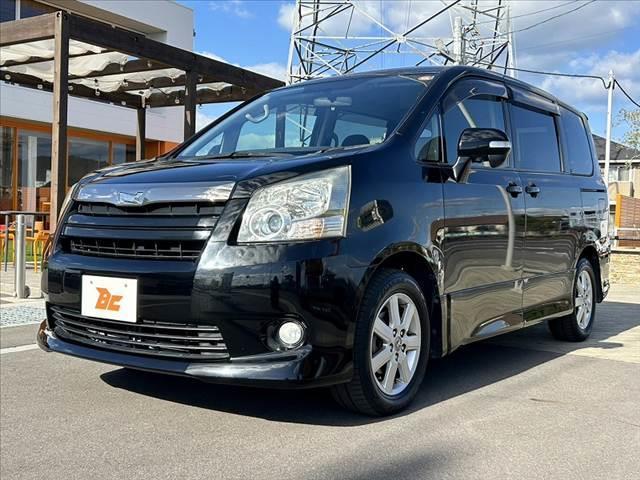 ノア S 禁煙車 車検整備付 両側電動スライドドア フリップダウンモニター 純正ナビ バックモニター 地デジ DVD再生 プッシュスタート スマートキー2ケ 電格ミラー ETC ウィンカーミラー 禁煙車 マット(10枚目)