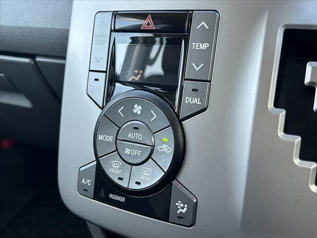 ノア S 禁煙車 車検整備付 両側電動スライドドア フリップダウンモニター 純正ナビ バックモニター 地デジ DVD再生 プッシュスタート スマートキー2ケ 電格ミラー ETC ウィンカーミラー 禁煙車 マット(24枚目)