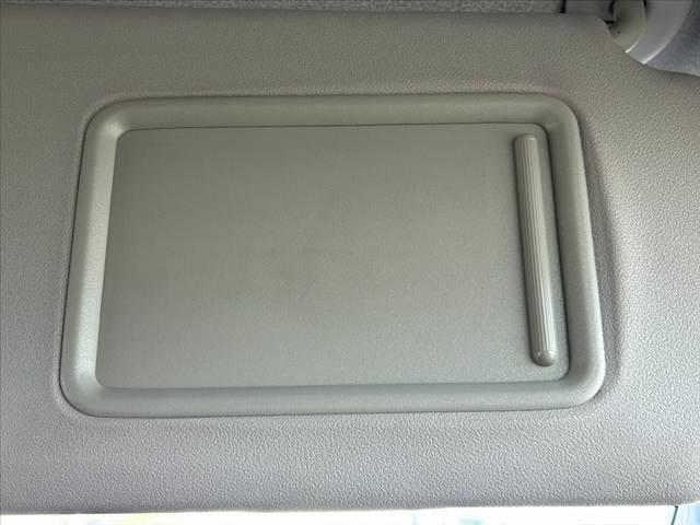 ノア S 禁煙車 車検整備付 両側電動スライドドア フリップダウンモニター 純正ナビ バックモニター 地デジ DVD再生 プッシュスタート スマートキー2ケ 電格ミラー ETC ウィンカーミラー 禁煙車 マット(30枚目)