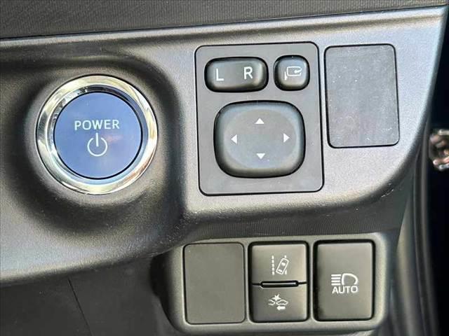 アクア Ｓスタイルブラック　中期　車検整備付　セーフティセンスＣ　オートＬＥＤヘッド＆フォグ　ＥＴＣ　シートヒーター　純１５ＡＷ　スマートキー　純正ＳＤナビ　フルセグ　ＢＴ　ＤＶＤ　ステリモ　Ｂカメラ　チルトステア　シートリフタ（5枚目）