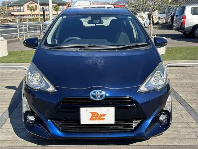 アクア Ｓスタイルブラック　中期　車検整備付　セーフティセンスＣ　オートＬＥＤヘッド＆フォグ　ＥＴＣ　シートヒーター　純１５ＡＷ　スマートキー　純正ＳＤナビ　フルセグ　ＢＴ　ＤＶＤ　ステリモ　Ｂカメラ　チルトステア　シートリフタ（9枚目）