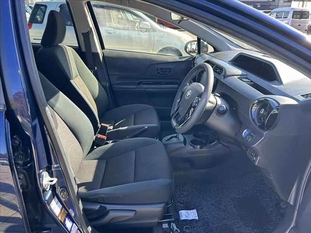 アクア Ｓスタイルブラック　中期　車検整備付　セーフティセンスＣ　オートＬＥＤヘッド＆フォグ　ＥＴＣ　シートヒーター　純１５ＡＷ　スマートキー　純正ＳＤナビ　フルセグ　ＢＴ　ＤＶＤ　ステリモ　Ｂカメラ　チルトステア　シートリフタ（16枚目）